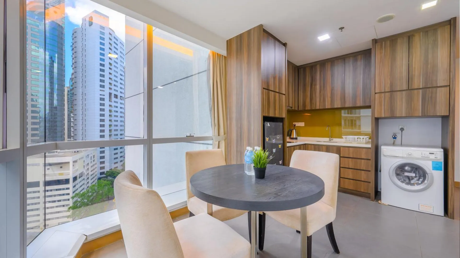 Апартаменты Greystone One Bukit Ceylon Куала-Лумпур 0*,  Малайзия